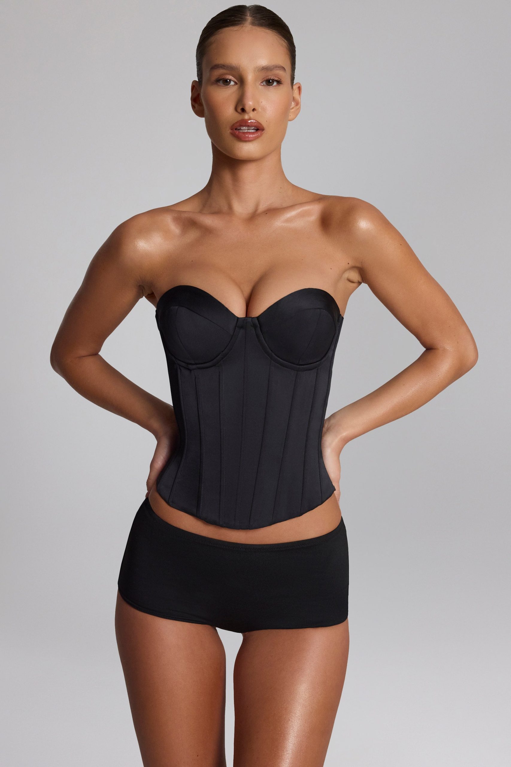 Slinky Jersey Low-Rise Hot Pants in Black