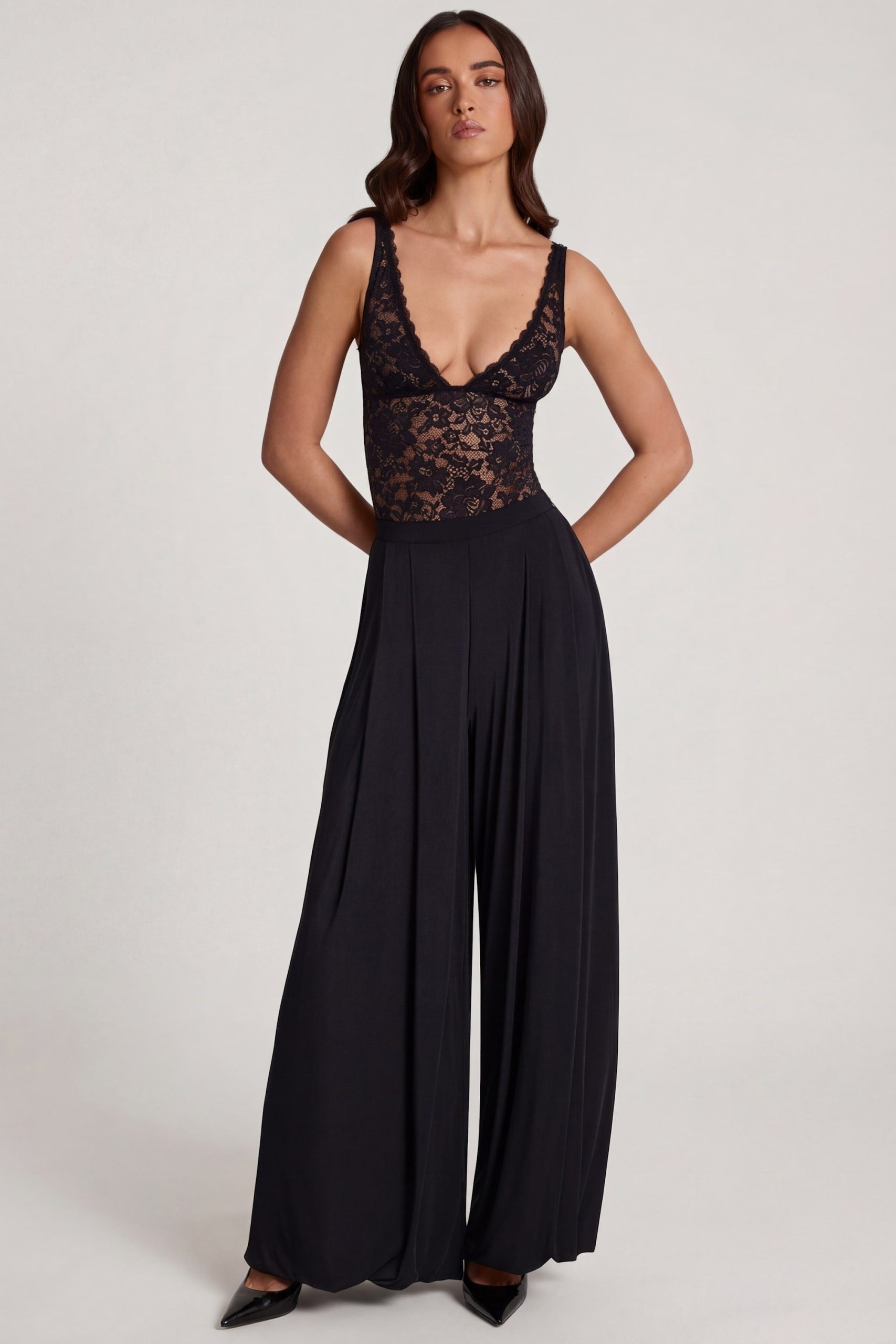 Soft Jersey Mid-Rise Wide-Leg Trousers in Black