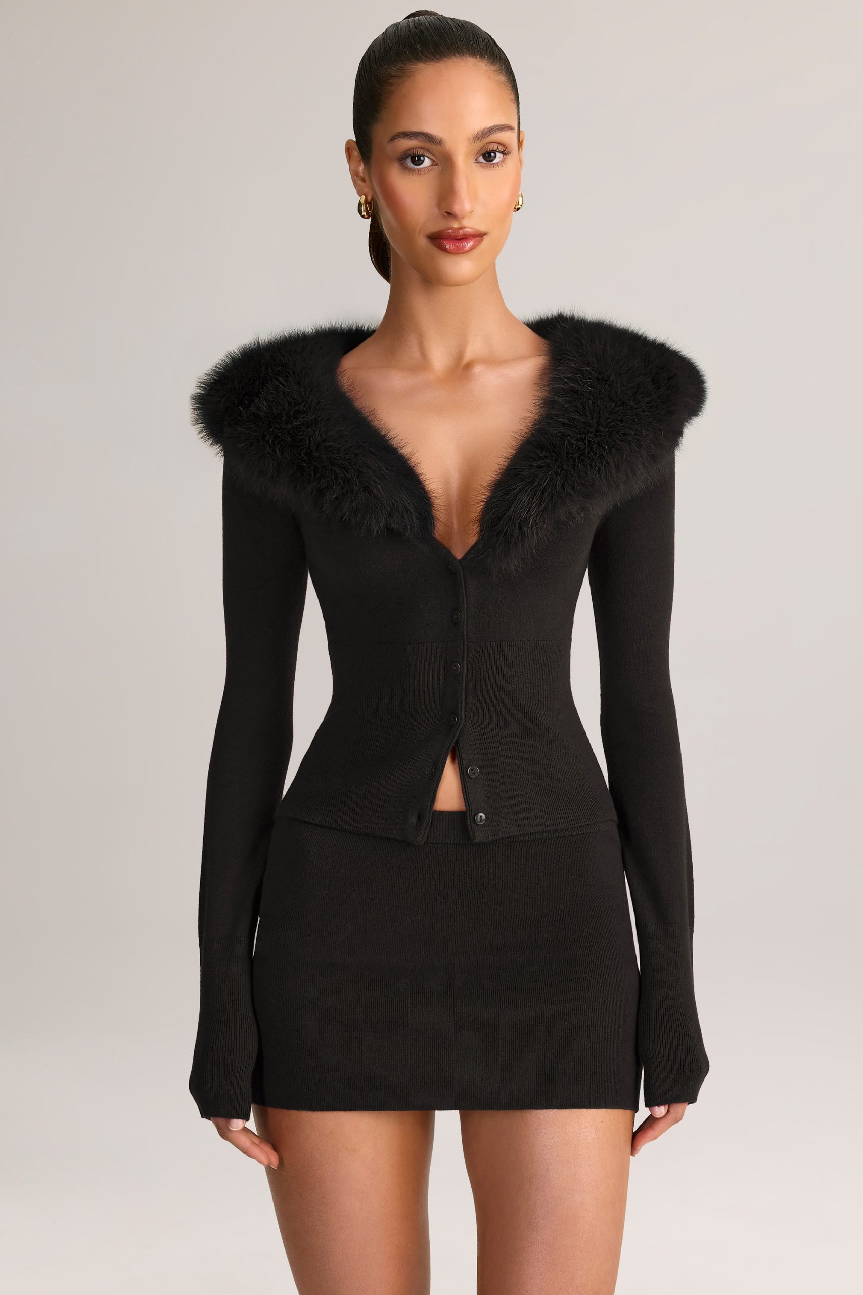Knit Mid-Rise Mini Skirt in Black - Image 5
