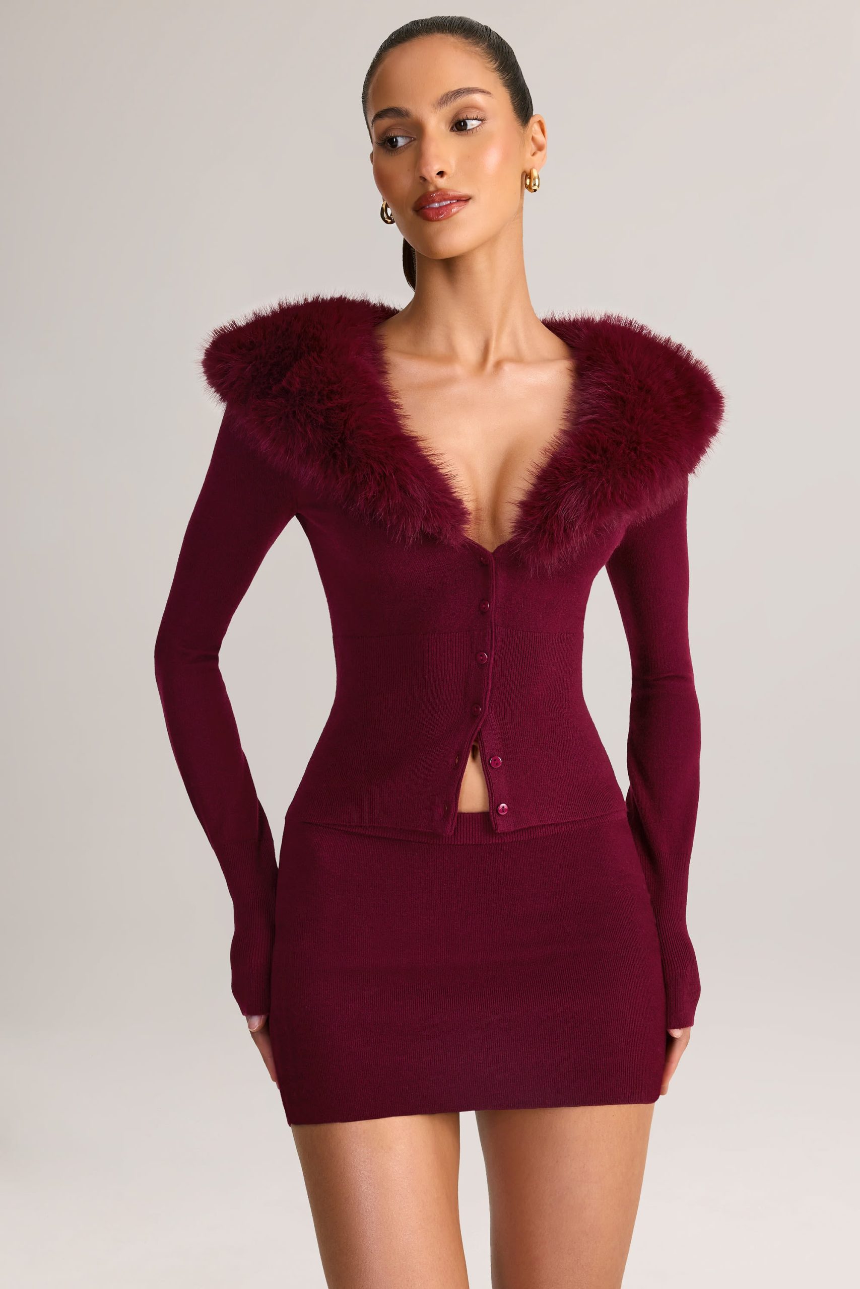 Knit Mid-Rise Mini Skirt in Wine - Image 9