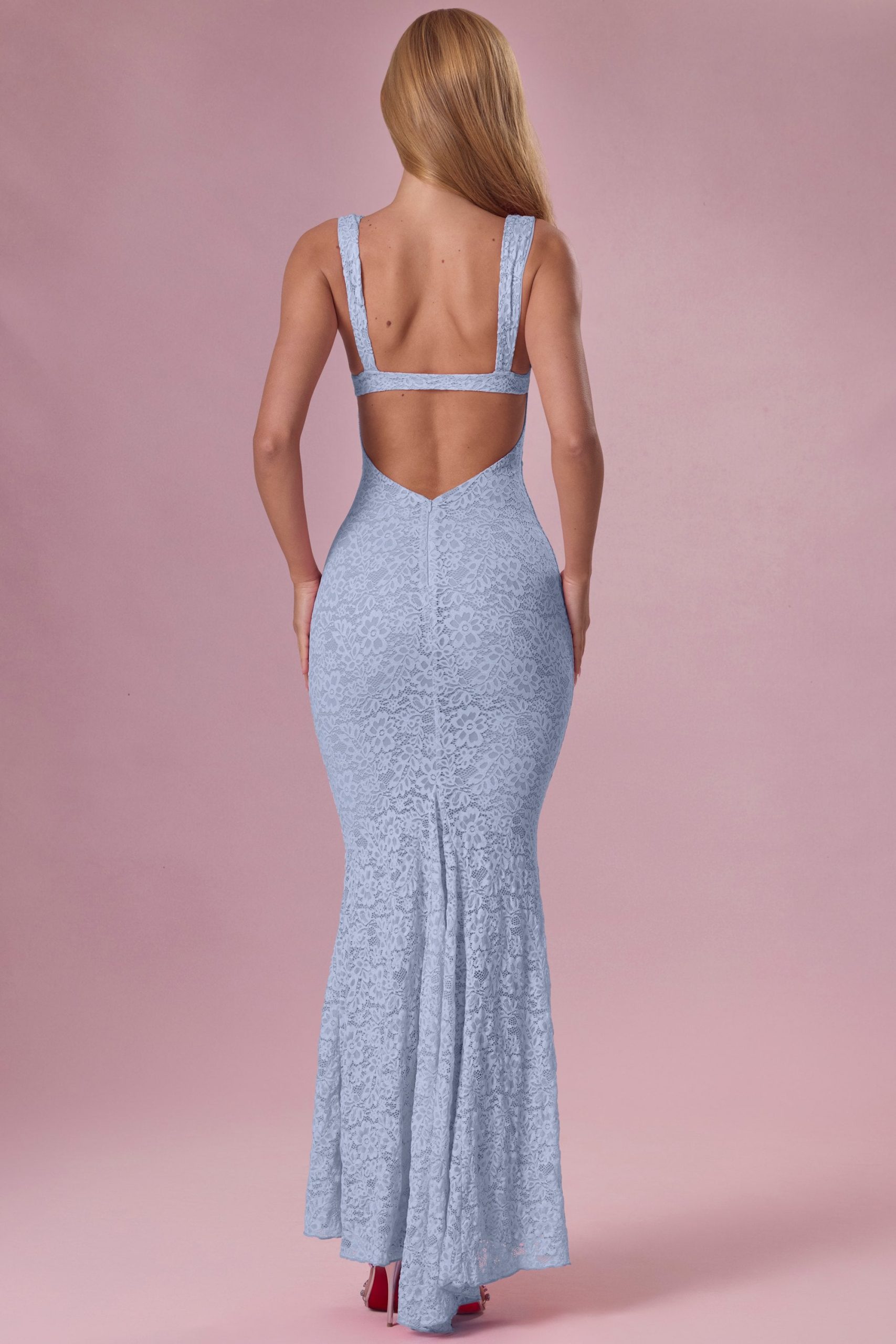 Premium Lace Sweetheart-Neck Gown in Powder Blue - Image 3