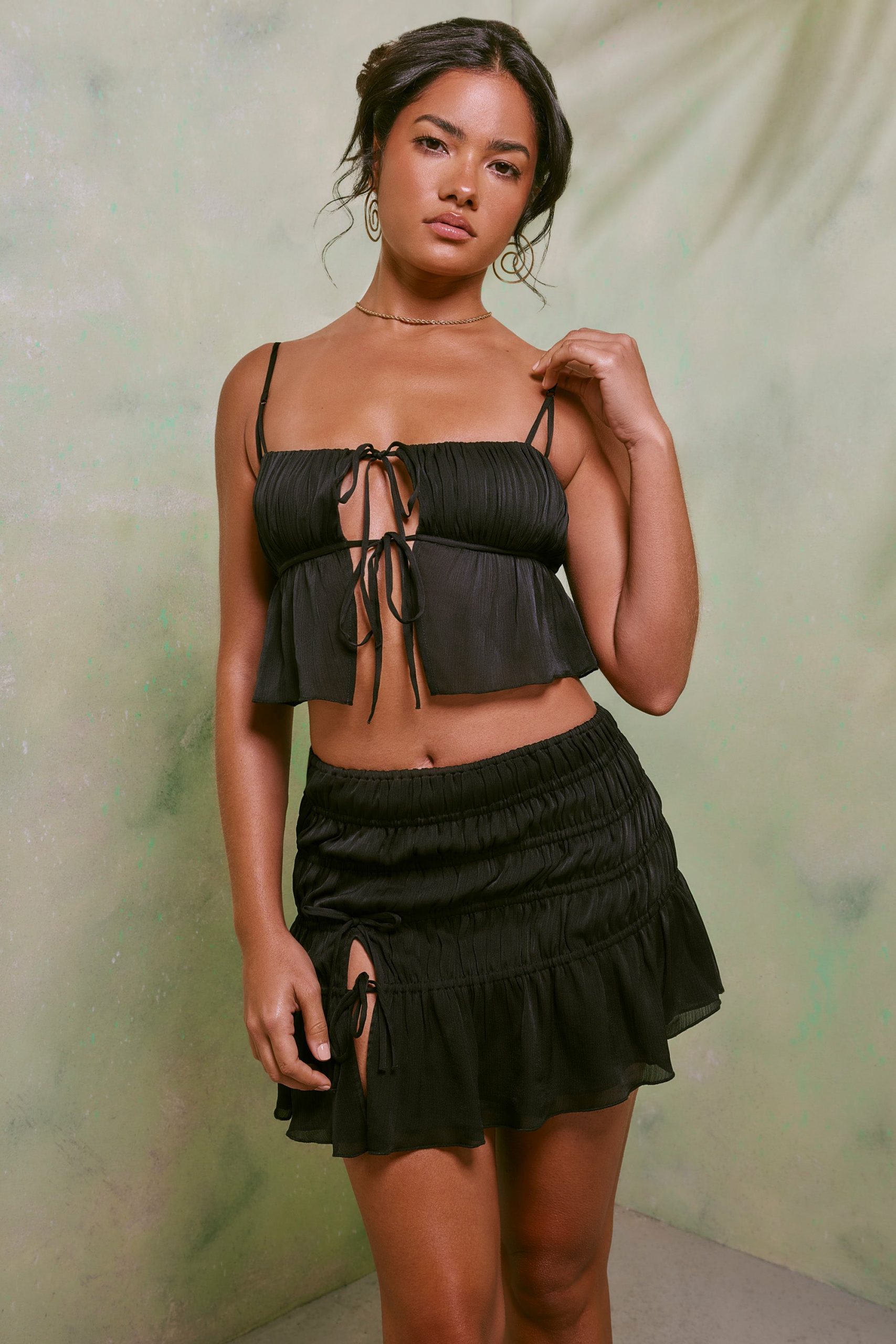 Shirred Thigh High Split Mid Rise Mini Skirt in Black - Image 8