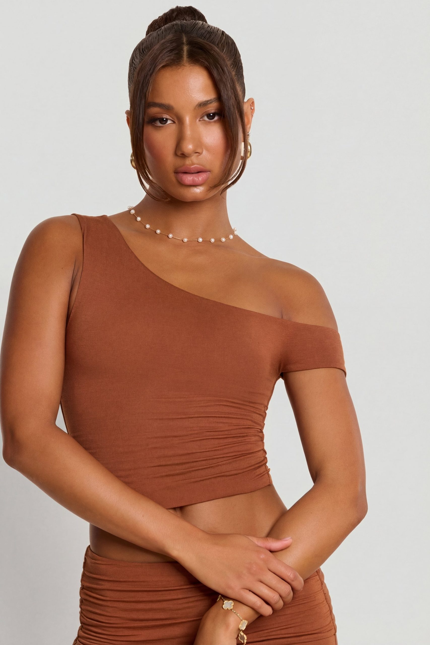 Mid Rise Modal Cashmere Blend Trousers in Chestnut Brown - Image 9