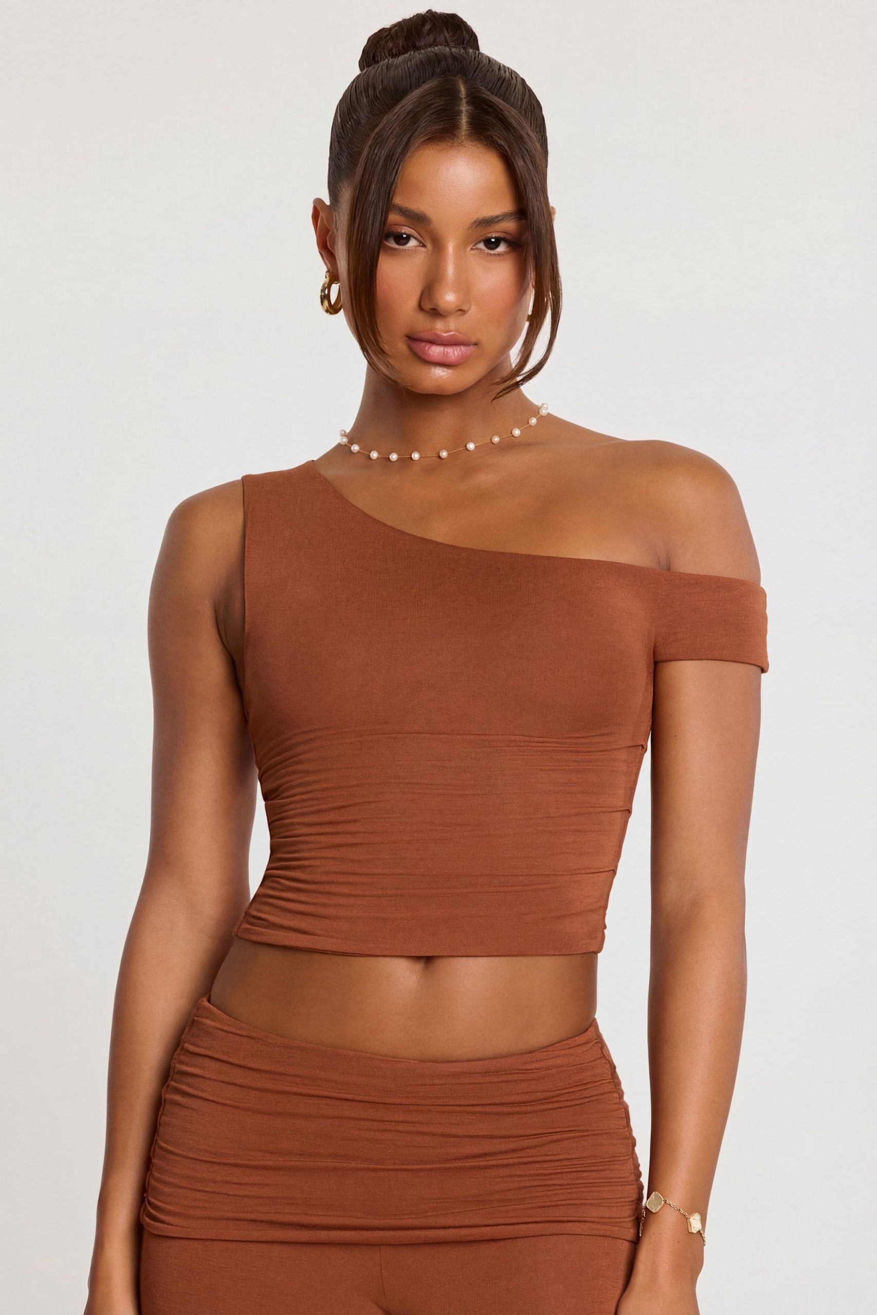 Mid Rise Modal Cashmere Blend Trousers in Chestnut Brown - Image 10