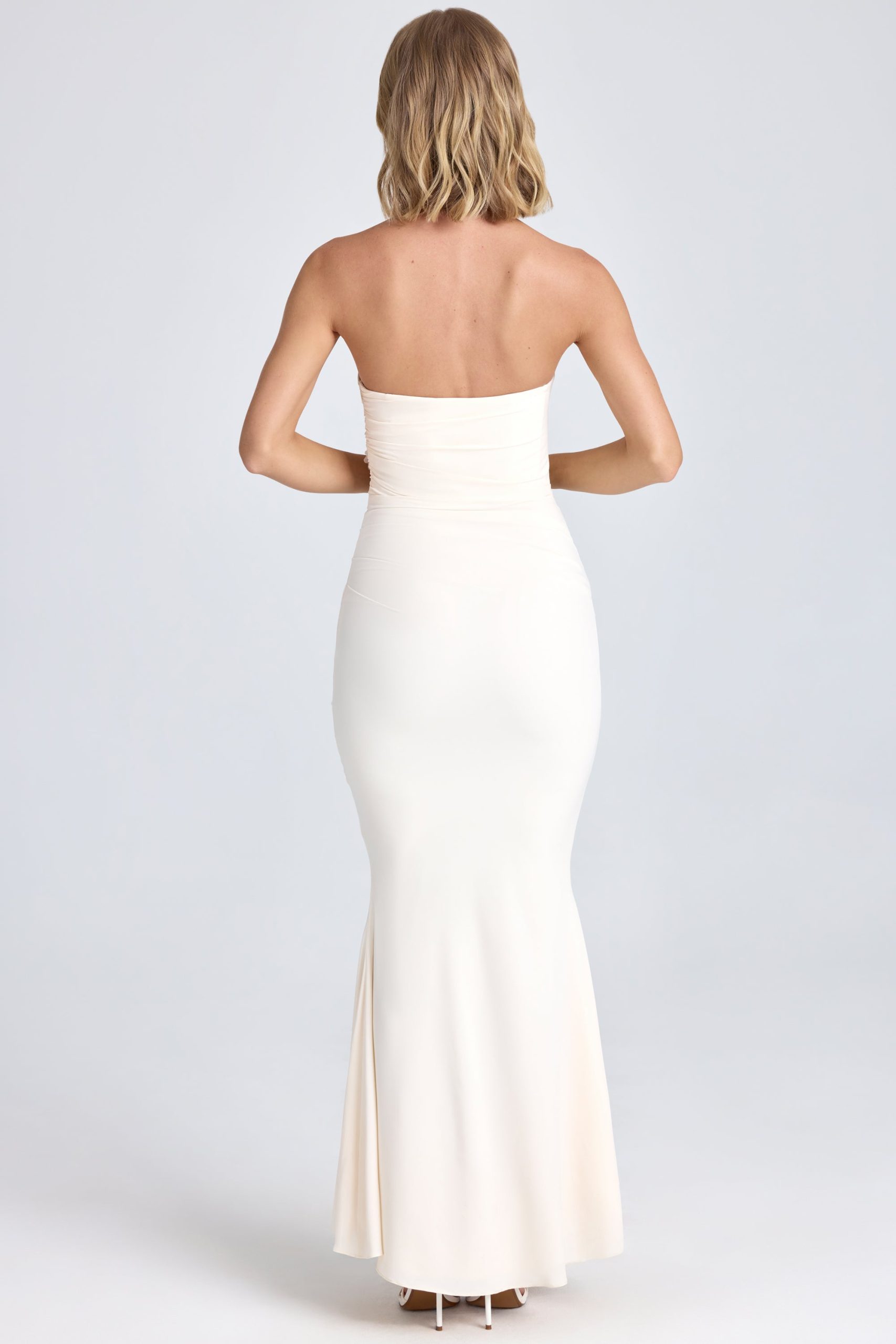 Draped Floral-Appliqu?? Maxi Dress in Ivory - Image 2