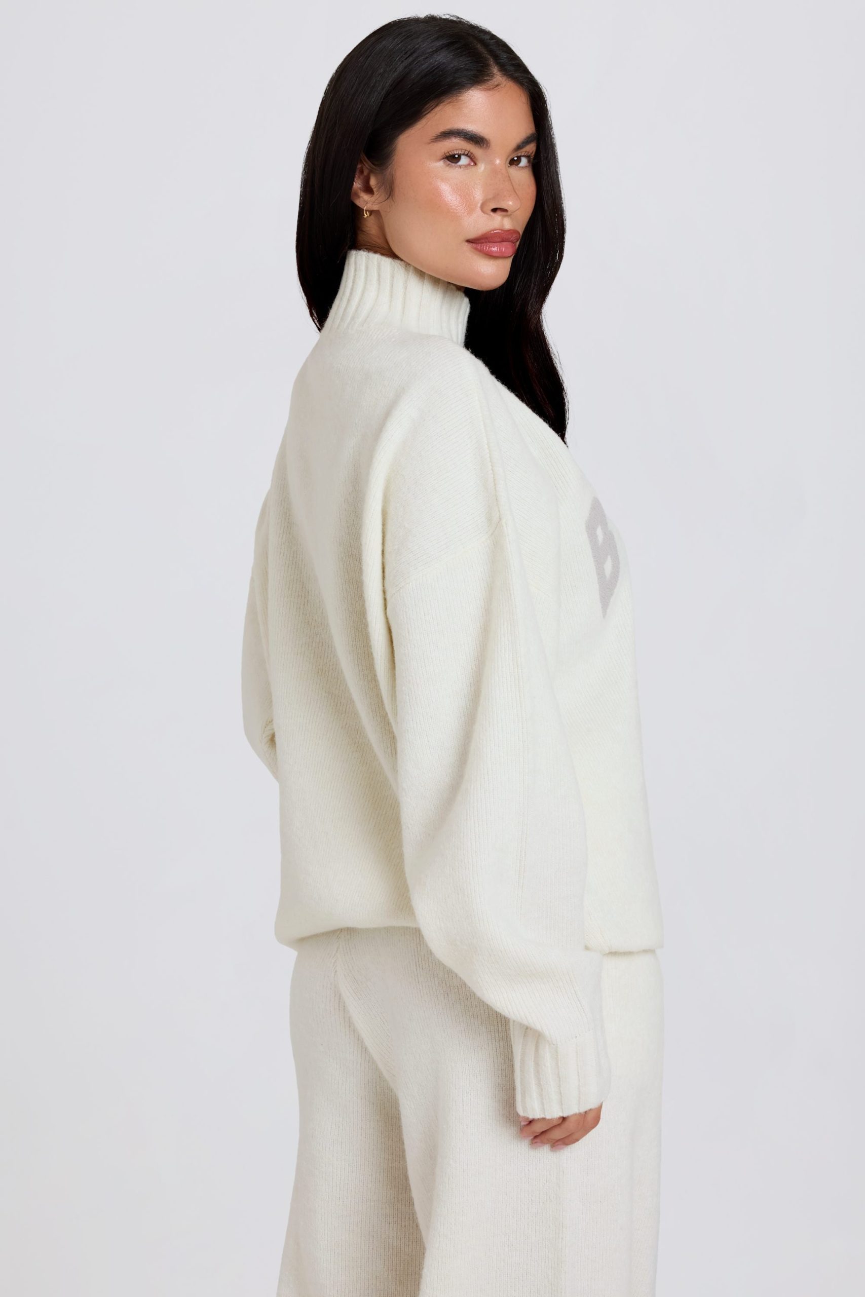 Soft Knit Oversized Jumper in Ivory - Image 2