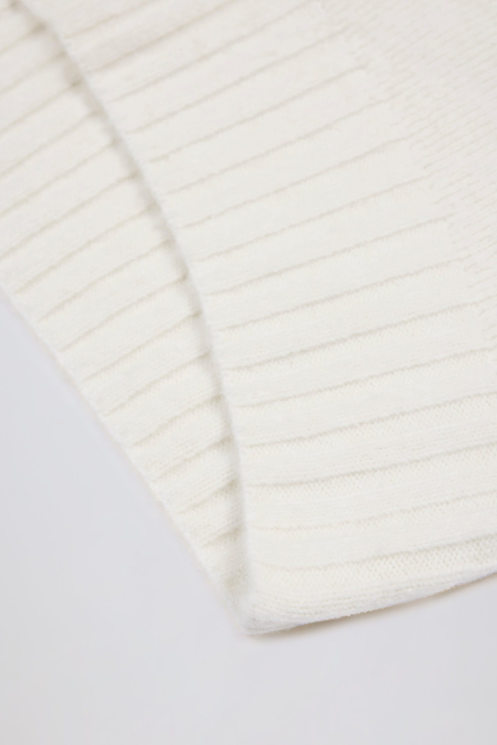 Soft Knit Oversized Jumper in Ivory - Image 3