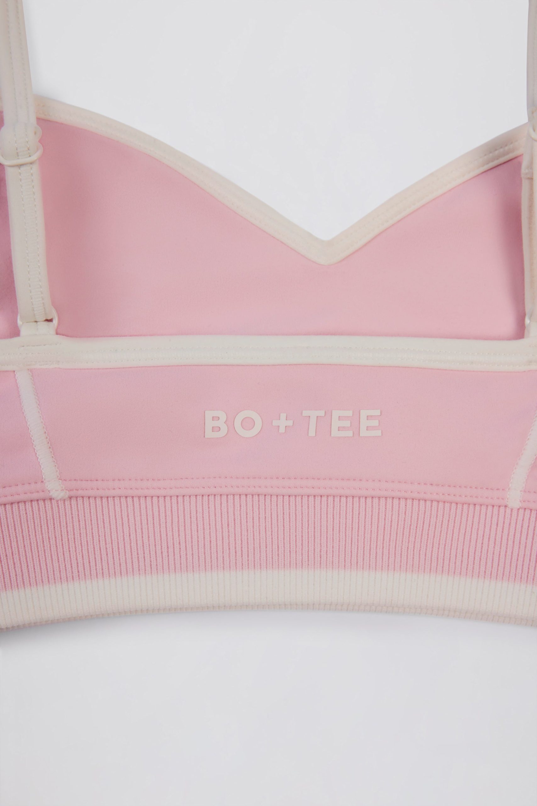 Soft Active Sweetheart-Neck Contrast Sports Bra in Powder Pink - Image 6