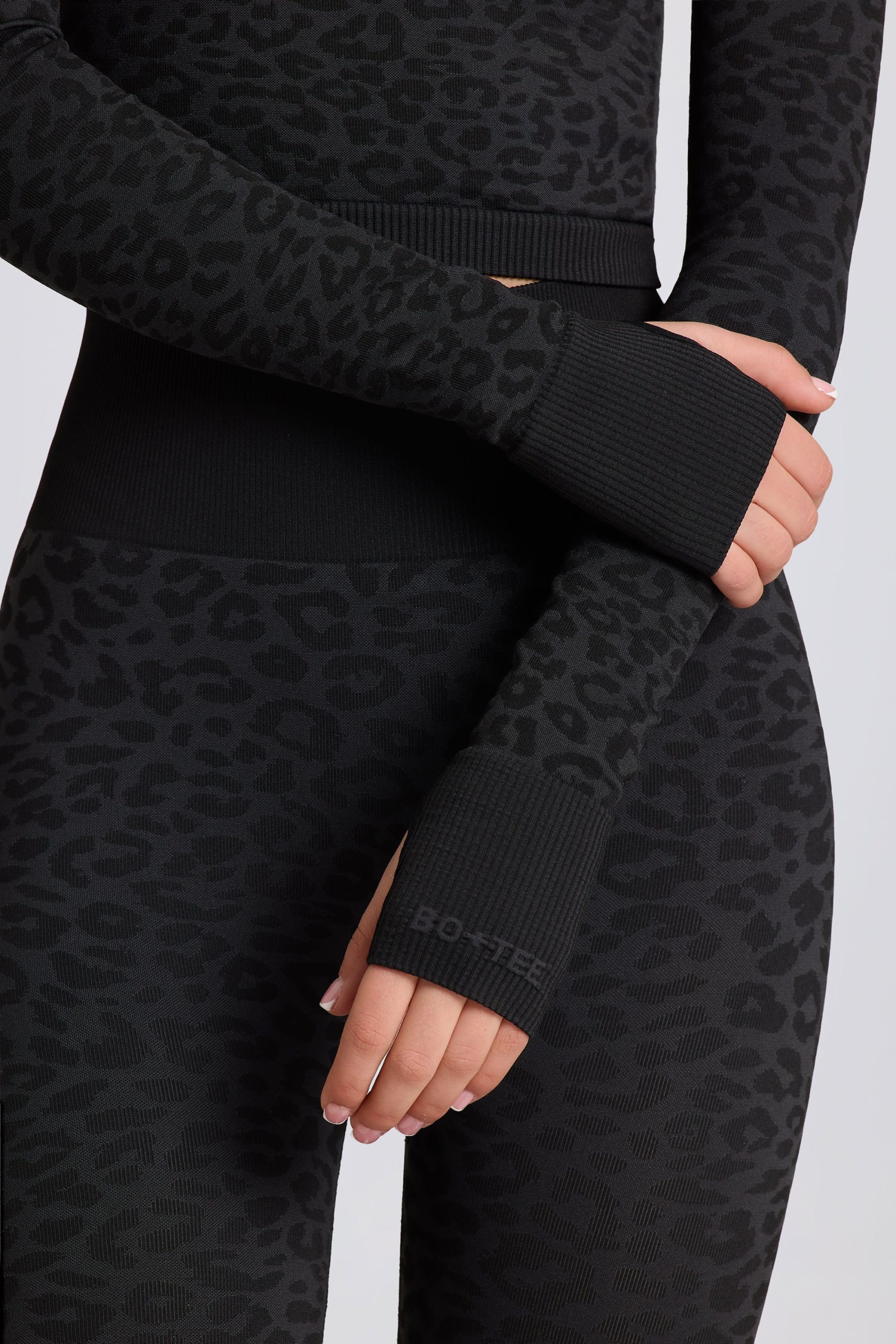 Thermal Long Sleeve Top in Black Leopard - Image 5