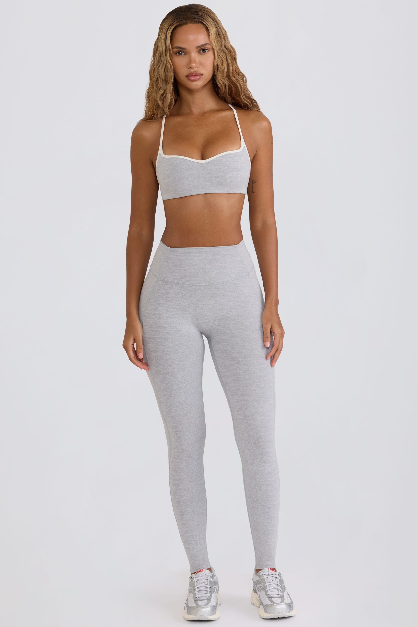Soft Active Mid-Rise Leggings in Grey - Image 3