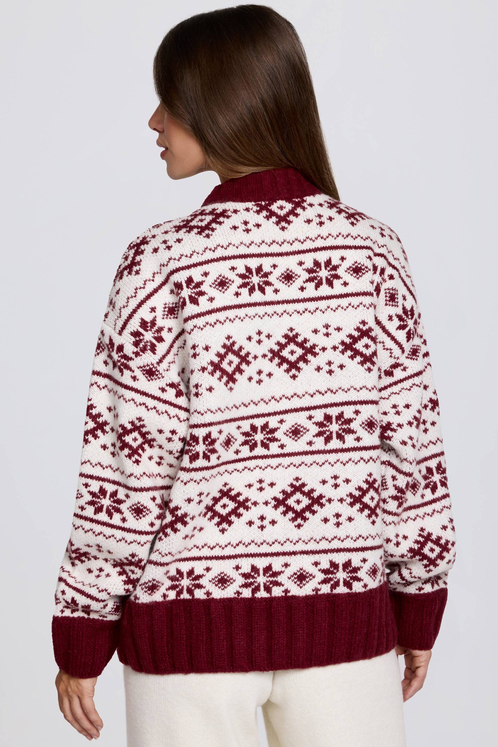 Jacquard-Knit Oversized Jumper in Crimson Red - Image 2