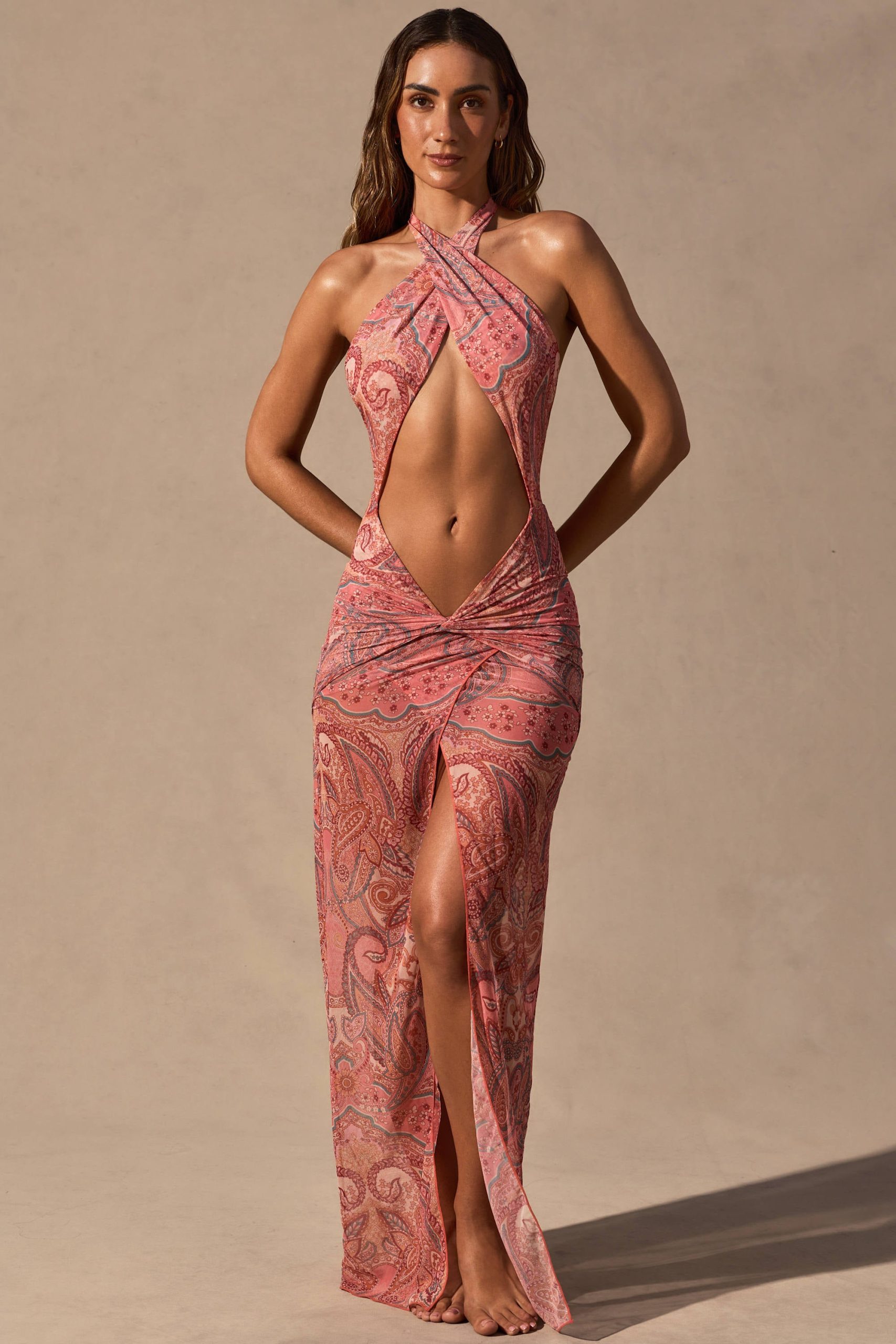 Cut-Out Halterneck Maxi Dress in Paisley Print - Image 4