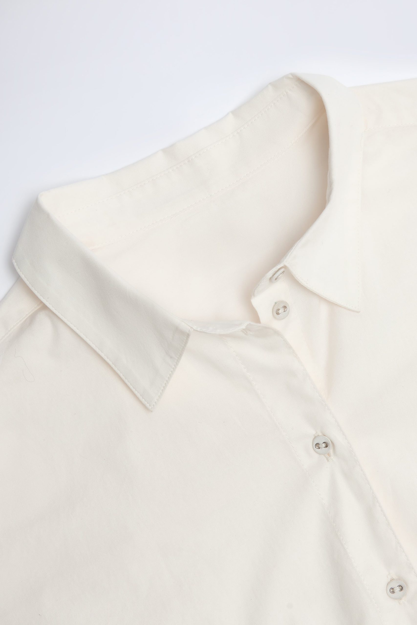 Oversized Cotton-Poplin Shirt in White - Image 4