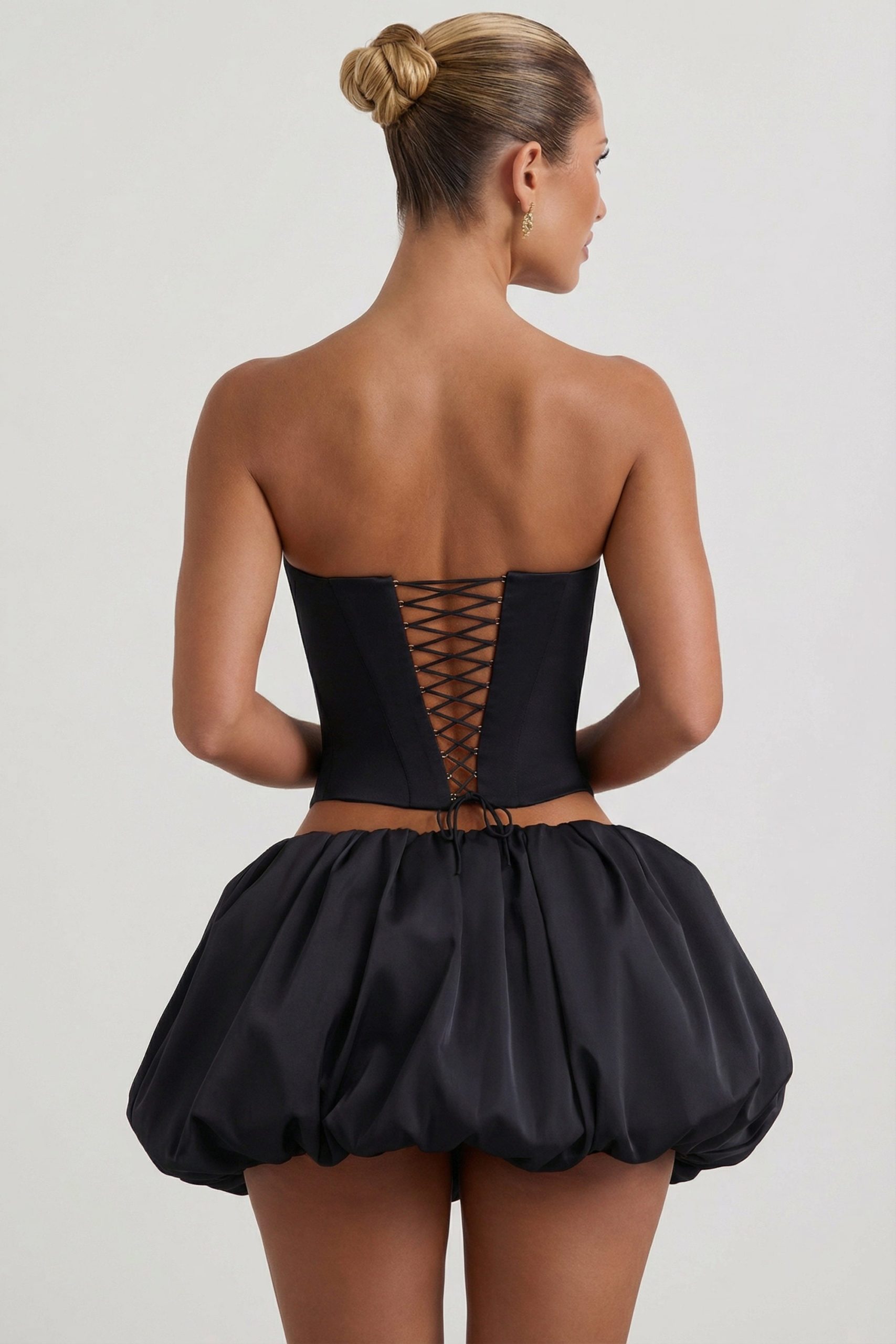 Embellished Heart Cut-Out Strapless Corset Top in Black - Image 2