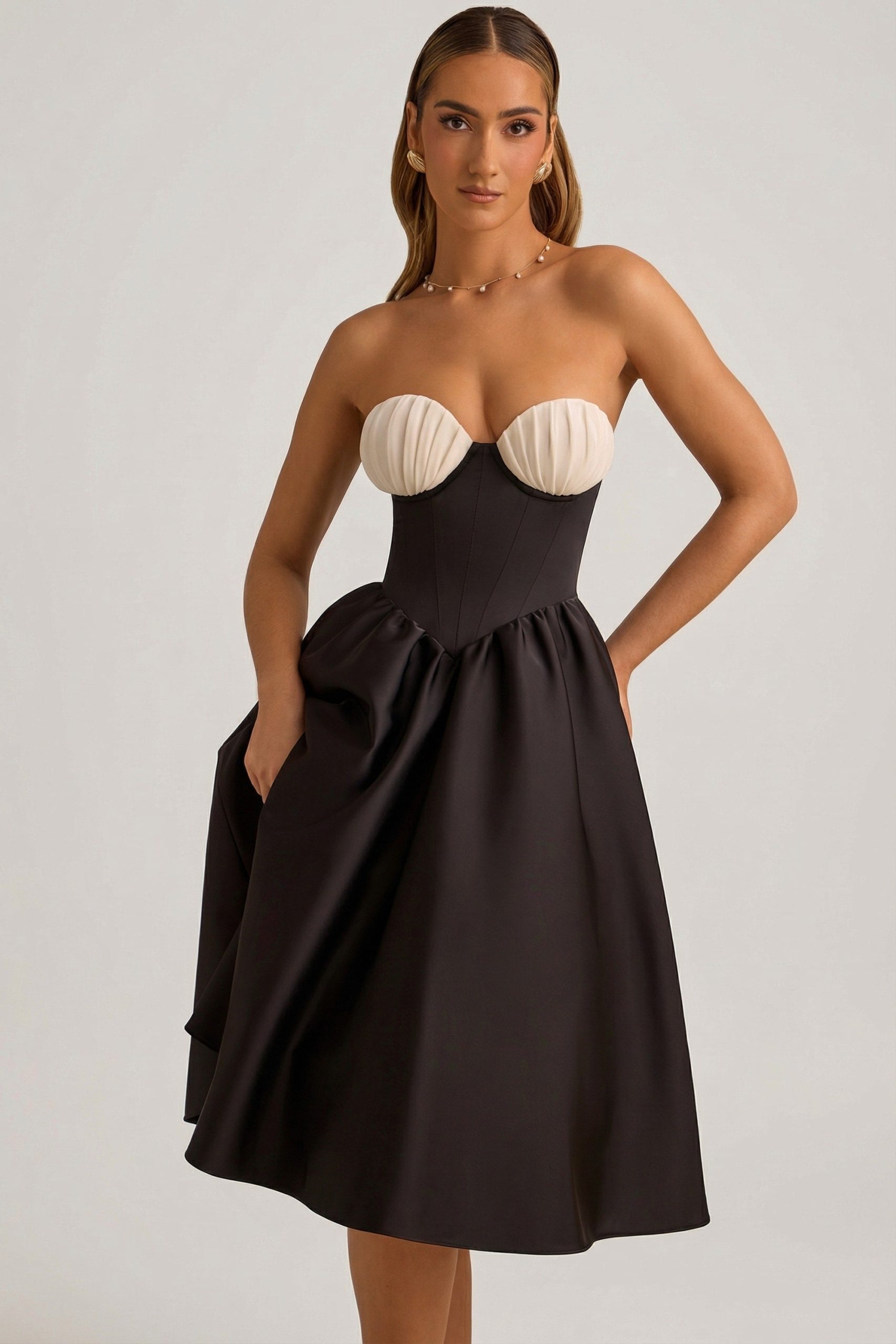 Strapless Corset Midi Dress in Black - Image 8
