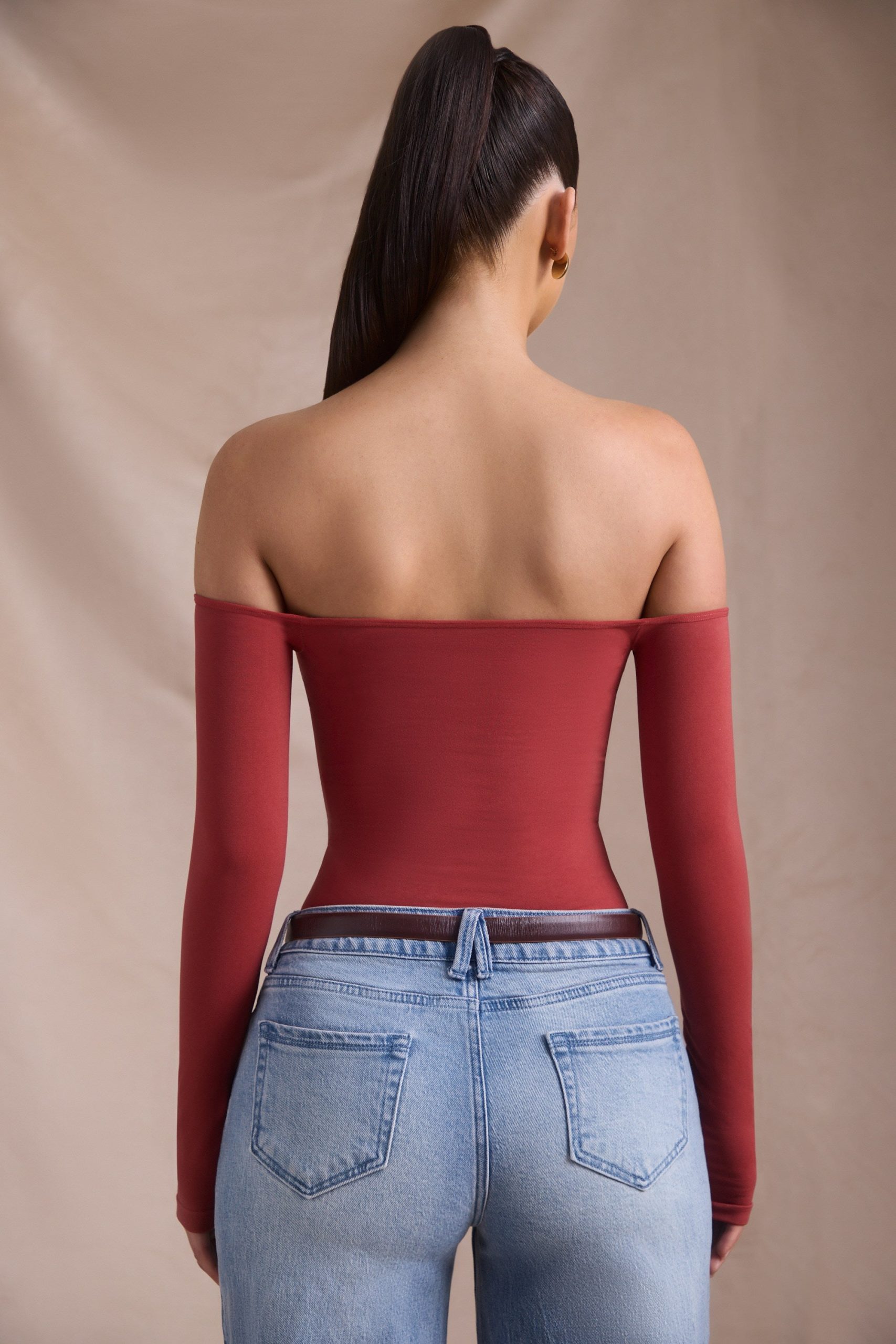 Seamless Off-Shoulder Long-Sleeve Bodysuit in Brick Red - Image 3