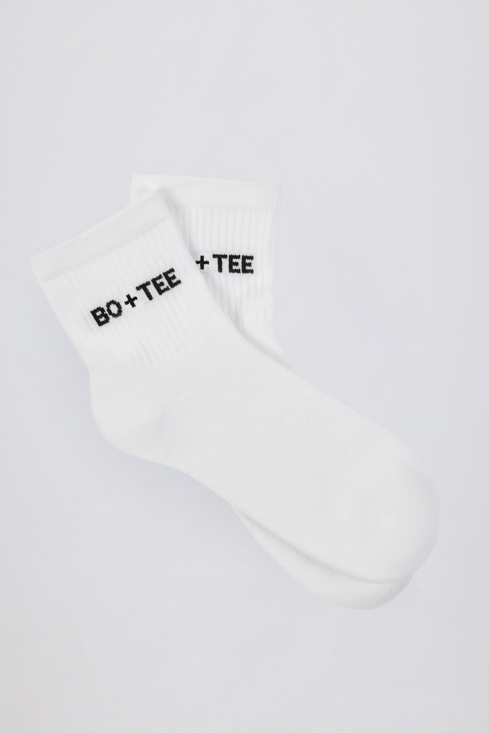 Ribbed Crew Sock Bundle in White - Image 2
