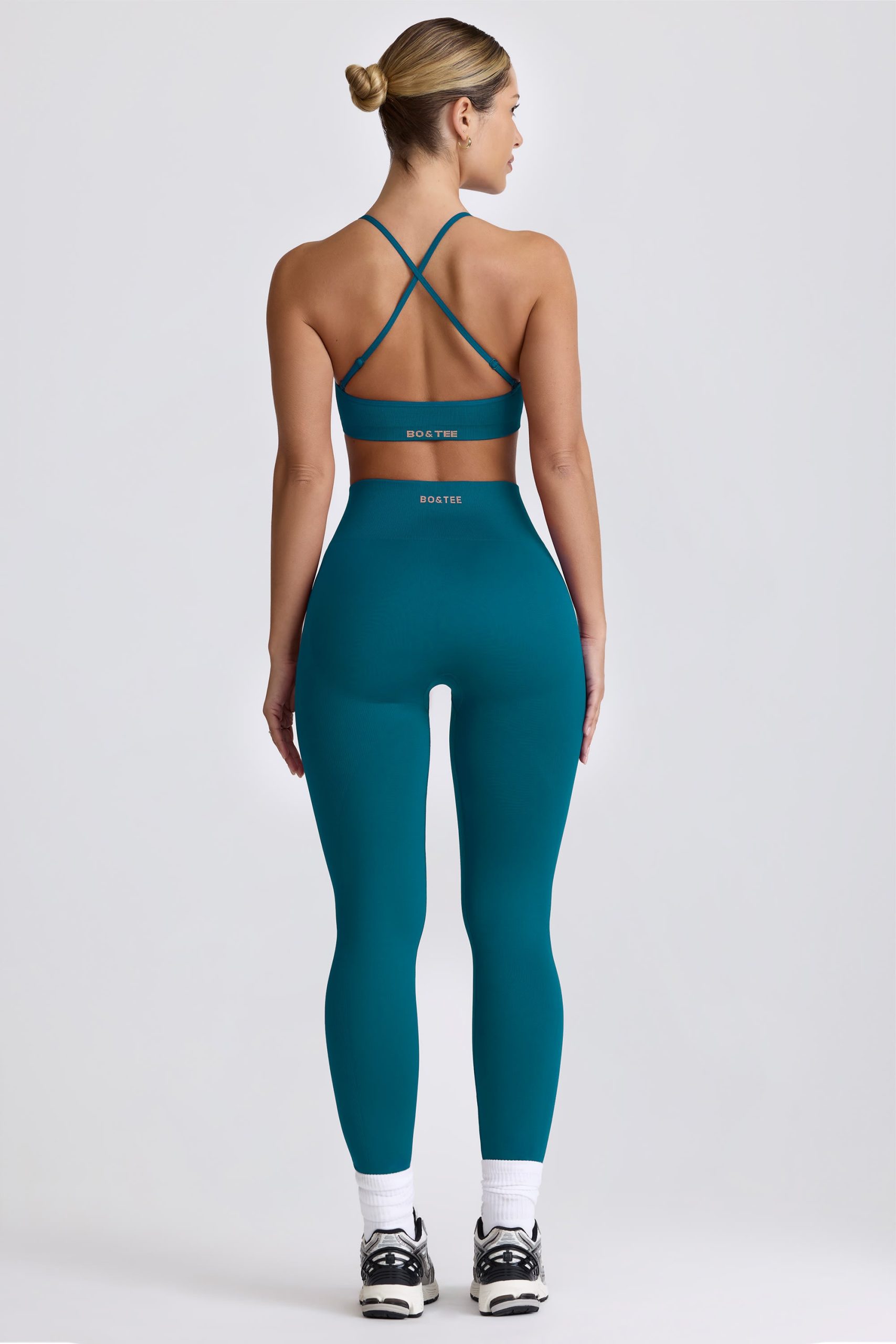 Super Sculpt Seamless Leggings in Teal - Image 7