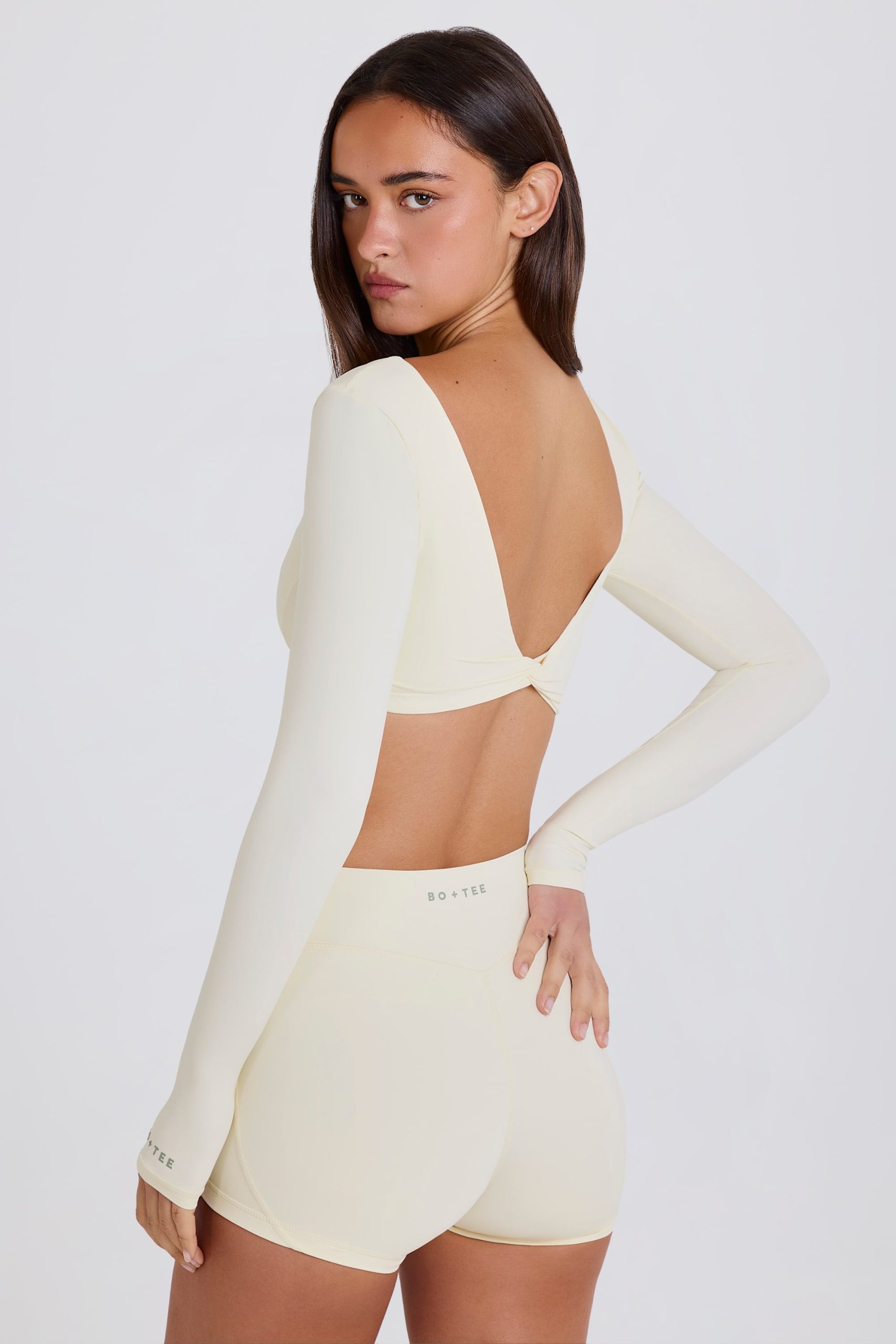 Long-Sleeve Crop Top in Cream - Image 2